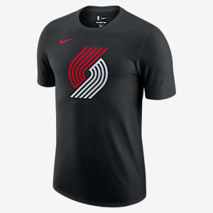 Portland Trail Blazers Essential Men's Nike NBA T-Shirt. Nike.com